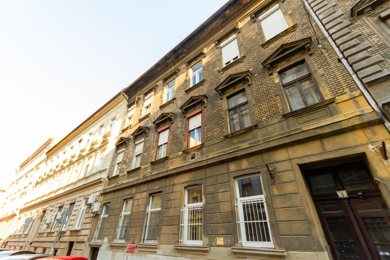 Galerie Vibes In Josika Street By Nw Apartment