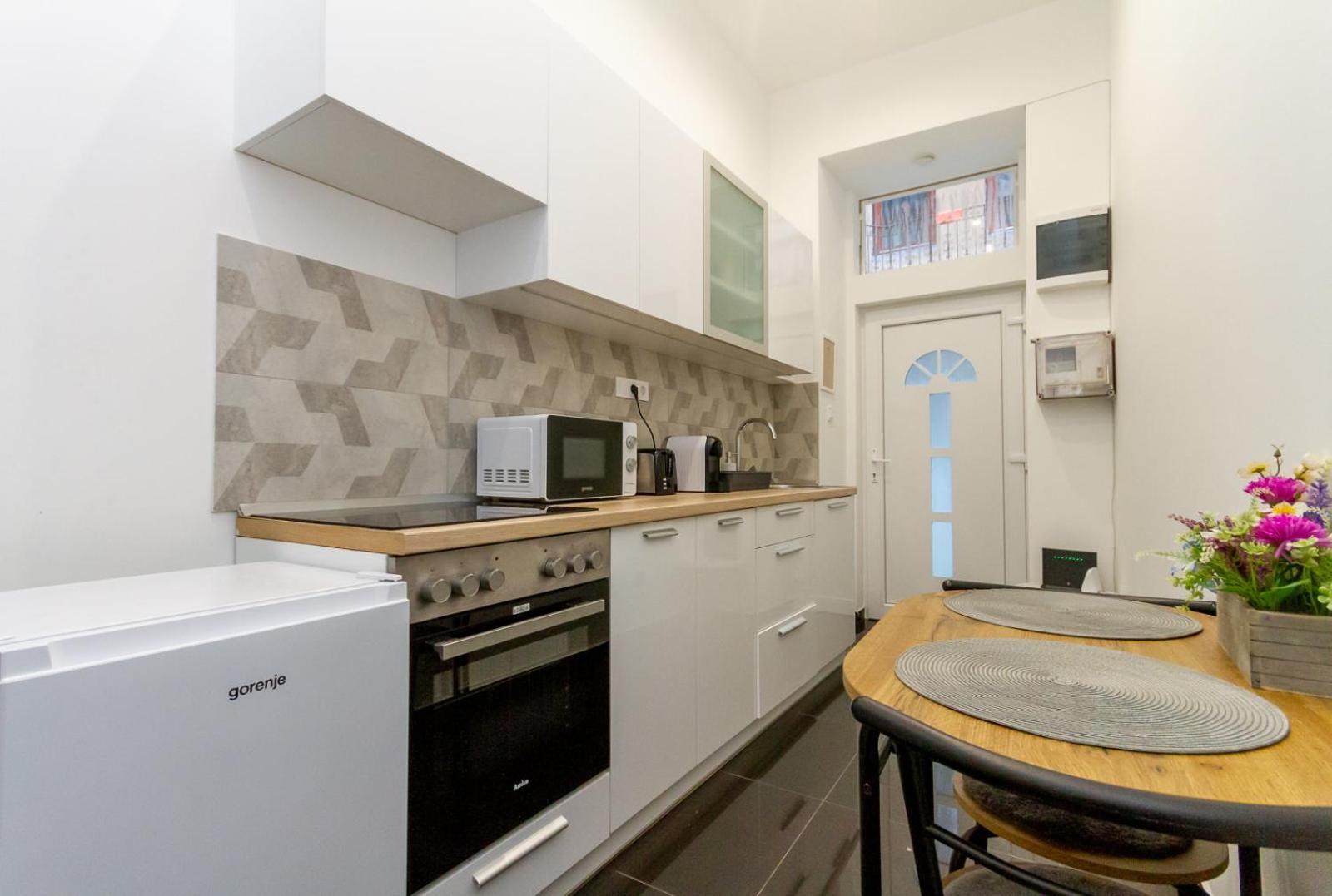 Apartment Galerie Vibes In Josika Street By Nw *